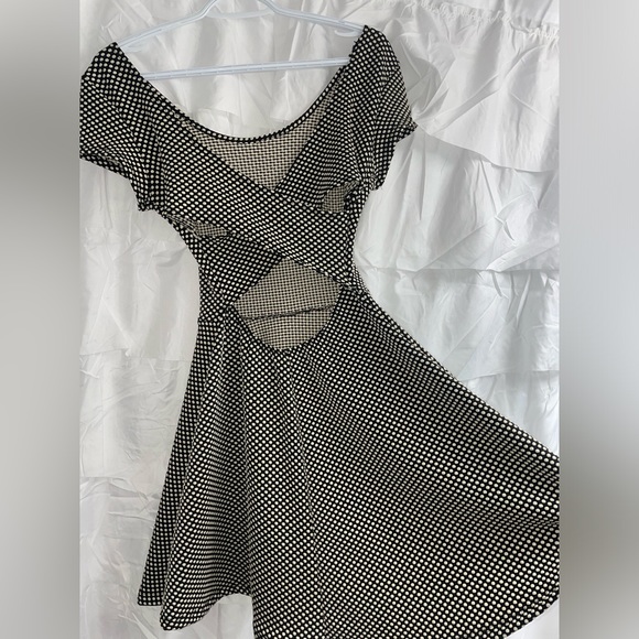 Forever 21 Black & White Polka Dot Mini Dress - Picture 2 of 2